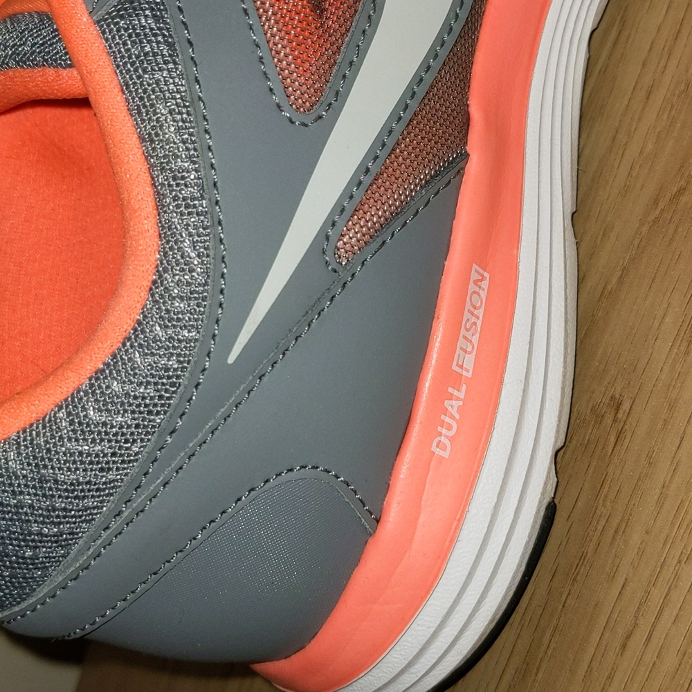 Nike Dual Fusion - Picture 4 of 8